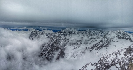 Mountains in winterの写真素材