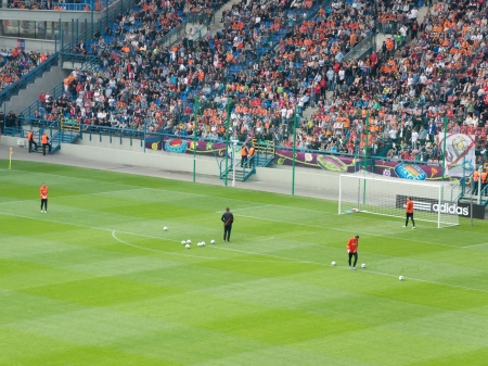 During EURO 2012 - first official training for the Dutch national team on the Wisla Krakow stadium with about 25,000 fansのeditorial素材