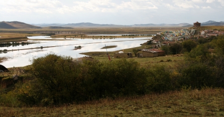 he Ruoergai Prairie-one of the three largest wetland in Chinaの写真素材