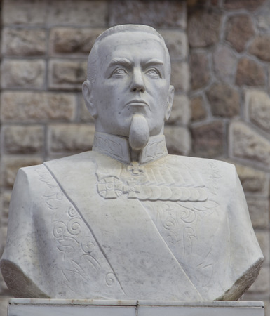 the sculpture of hill kopf in sludyanka railway stationのeditorial素材