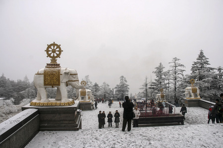 Snow scene in goldentop, mount emei,chinaのeditorial素材