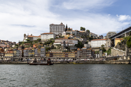 Ponte dom luisi in porto,portugalのeditorial素材