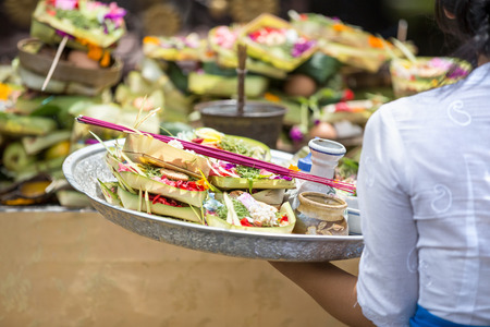 Balinese Hindu offerings, close upの写真素材