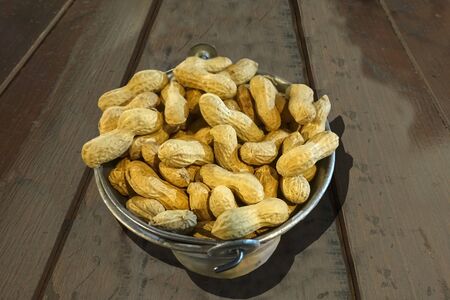 peanut basket - 221