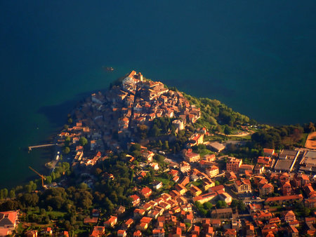 Anguillara Sabazia, aerial view of the historic village on Lake Bracciano.の写真素材