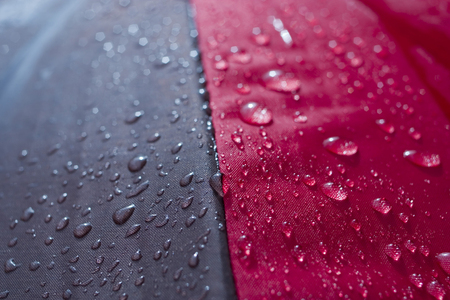 Tela con agua de lluviaの写真素材