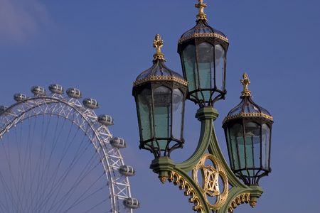Street Light and London Eye in the backgroundの写真素材