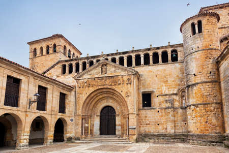 Collegiate church of Santa Juliana, in Santillana del Mar, Cantabria, Spainの写真素材