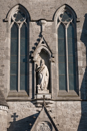 marble sculpture and windows at Saint Johnの写真素材
