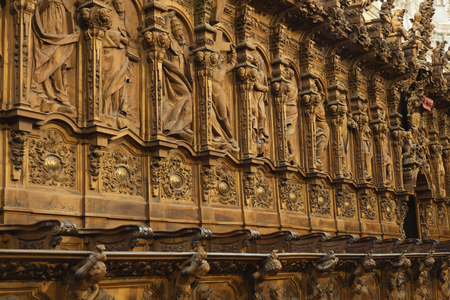 Chairs of the choir of the New Cathedral of Salamanca in Spain, by Joaqu?n Churriguera. 18th centuryのeditorial素材