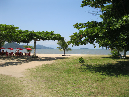 Praia do Jabaquara em Paraty, Rio de Janeiro, Brasil, 2015.   Jabaquara beach in Paraty, Rio de Janeiro, Brazil, 2015.のeditorial素材
