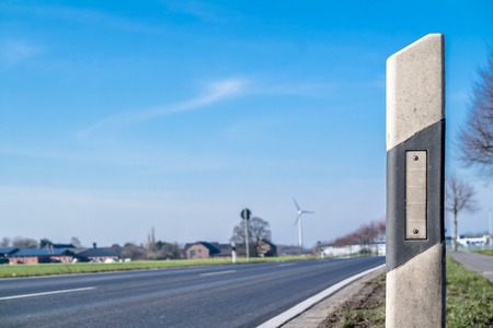 Reflective warning pole