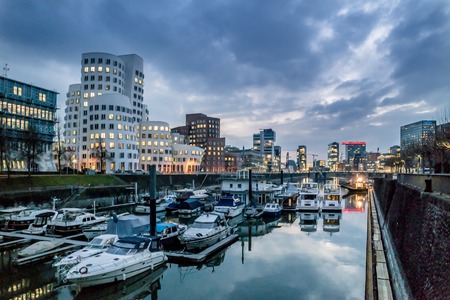 Skyline of Duesseldorf at nightの写真素材
