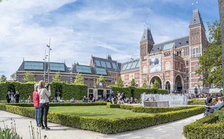 Amsterdam / Netherlands - April 31, 2017 : People enjoying the museum gardenのeditorial素材