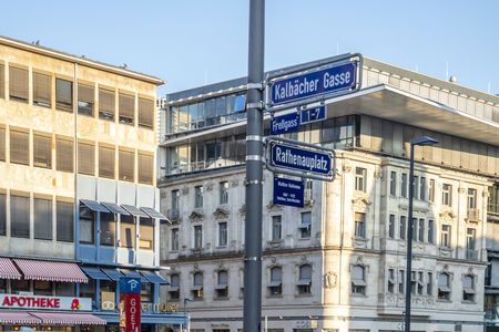 Frankfurt / Germany - AUgust 17 2018 : Sign explaining where the fressgass isのeditorial素材
