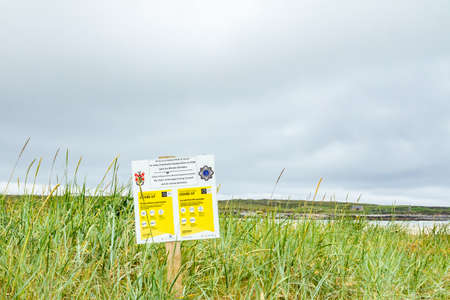 Portnoo, County Donegal / Ireland - June 17 2020: Sign explaining the 2m social distancing rule at the beachのeditorial素材