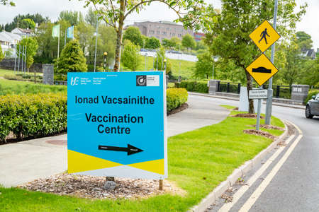 Sligo, Ireland - May 25 2021 : Signs showing the way to the vaccination centreのeditorial素材