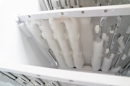 Ice in the freezer, Defrosting of the fridge and freezer