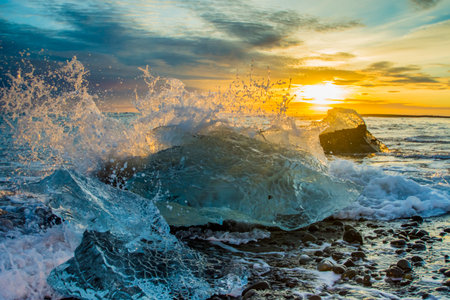 Diamond Beach Sunrise in winter Iceland.の写真素材