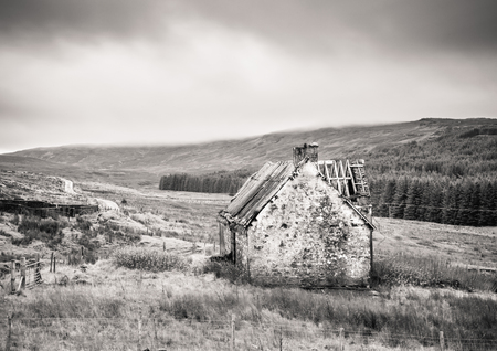 Abandoned ruined old Scottish cottage in Highlands Scotlandの写真素材