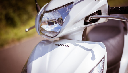 Stirling, Scotland - 15 August 2019: old fashioned Honda Scooterのeditorial素材