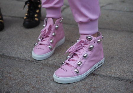 MILAN, Italy: 19 September 2019: Fashion bloggers street style outfits before Bottega Veneta fashion show during Milan fashion week Spring / Summer 2019/2020のeditorial素材