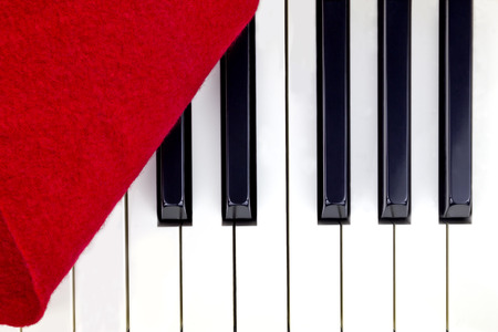 Uncover the pianoの写真素材