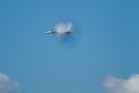 SAN FRANCISCO, CA - OCTOBER 7: VFA-122 Boeing F/A-18F Super Hornet aircraft surrounded in vapor cone during 2011 Fleet Week on October 7, 2011 in San Francisco, CA. のeditorial素材