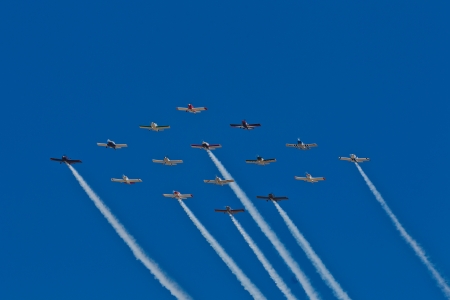 SACRAMENTO, CA - SEPT 8: West Coast Ravens 16-ship Bomber Pass at the California Capital Airshow showing precision of flying and the highest level of pilot skills, on September 8, 2012 in Sacramento, CA.のeditorial素材