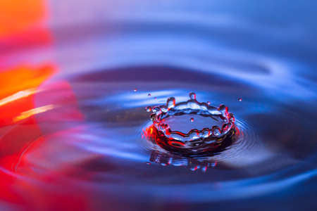 Water drop splash crown, close up shot of water splashの写真素材