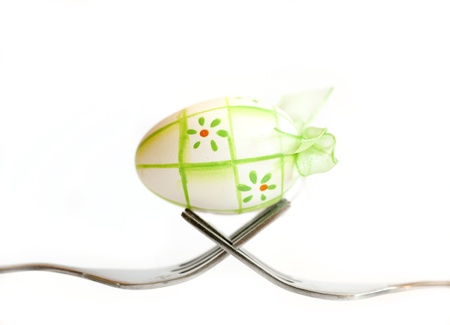 one easter egg on white background の写真素材