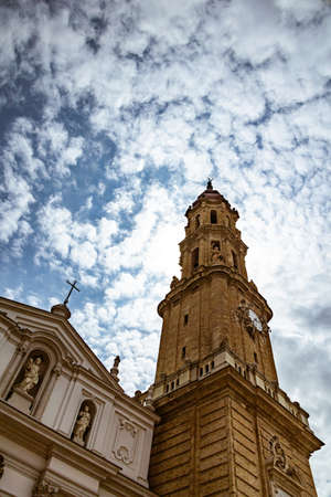 beautiful landscape Nuestra SeÃ±ora del Pilar Cathedral Basilica against the skyのeditorial素材