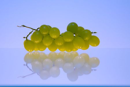 Cluster of green grapesの写真素材