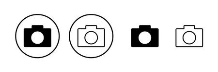 Camera icon vector illustration. photo camera sign and symbol. photography icon.のイラスト素材