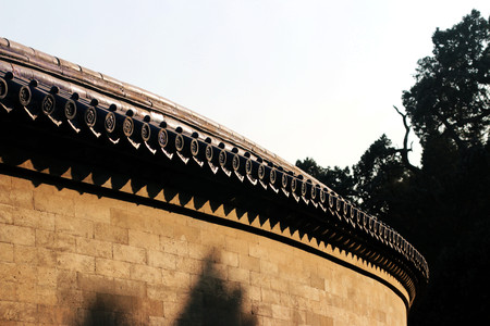 The Chinese style glazed roof tile and old wallのeditorial素材