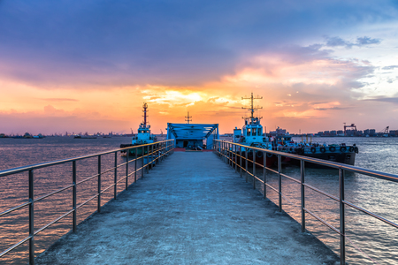 China's Yangtze River port docking sunset sceneryの写真素材