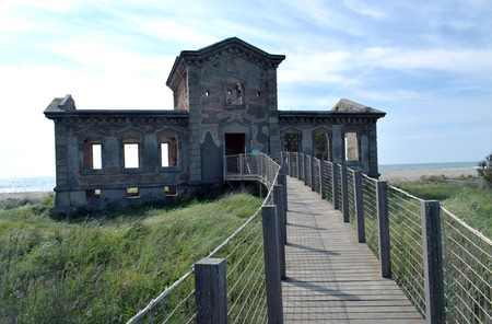 It is the Semaphore House of the Prat de Llobregat, Built in 1887. It had the Mission Control to coastal maritime traffic, to rescue Castaways, and to alert him of the Maritime transit,のeditorial素材