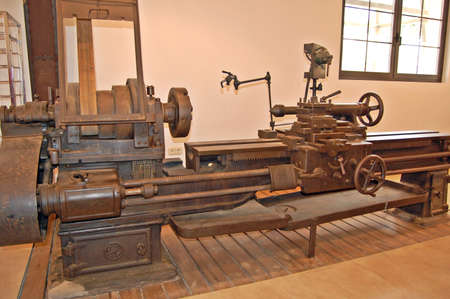 Lathe, mechanical tool to manufacture partsのeditorial素材