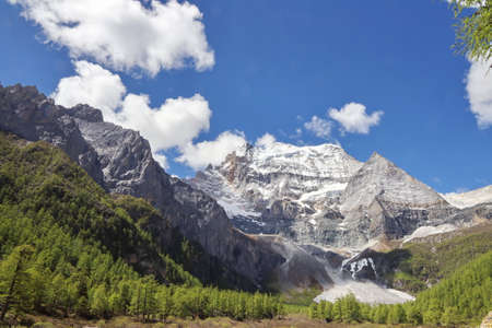 Aden Pearl Sea Scenery, Daocheng, Sichuan, Chinaの写真素材