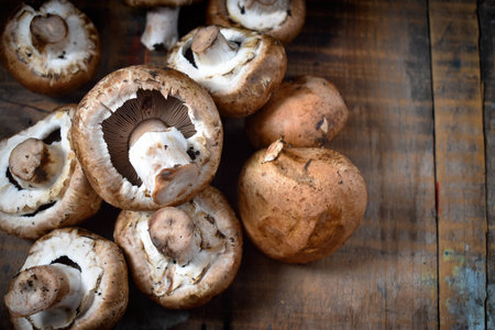 Button mushrooms in rustic settingの写真素材