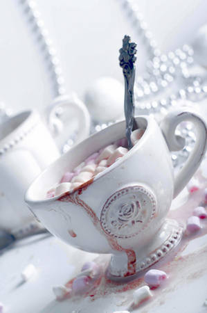 White cup of hot cocoa with marshmallowsの写真素材