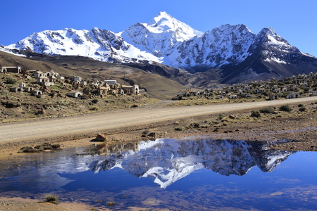 The mountain peak Huayna Potosi (6088m) in the Bolivian Andesの写真素材