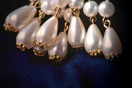 Pearl brooch, a cluster of cascading teardrop pearls   Closeupの写真素材