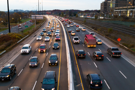 TORONTO, CANADA - 11TH NOVEMBER 2014: A view of traffic on the Gardiner Express at rush hour.のeditorial素材
