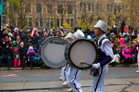 TORONTO, CANADA - 16TH NOVEMBER 2014: Participants taking part in the Santa Claus Parade in Torontoのeditorial素材