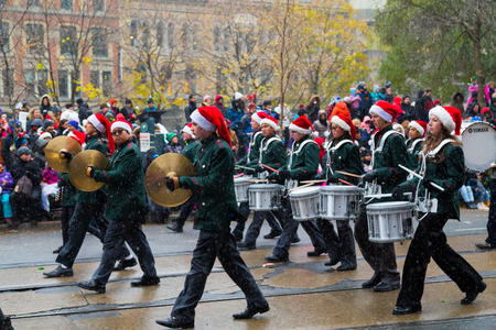 TORONTO, CANADA - 16TH NOVEMBER 2014: Participants taking part in the Santa Claus Parade in Torontoのeditorial素材