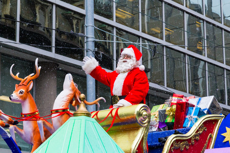 TORONTO, CANADA - 16TH NOVEMBER 2014: Participants taking part in the Santa Claus Parade in Torontoのeditorial素材
