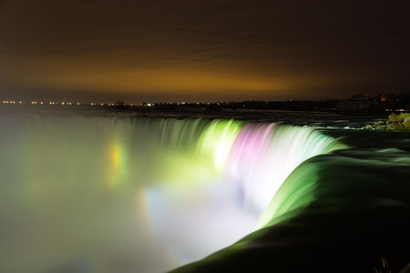 NIAGARA FALLS, CANADA - 3RD NOVEMBER 2014: Closeup to the Horseshoe Falls at nightのeditorial素材