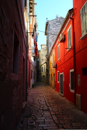 Narrow street in the old town of Rovinj, Croatiaの写真素材