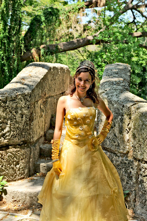 HAVANA, CUBA, MAY 10, 2009  A beautiful young woman posing in her 15th birthday, in Havana, Cuba, on May 10th, 2009  In Cuba, girls reach womanhood at 15  The genelar site where the girls are usually photographed のeditorial素材